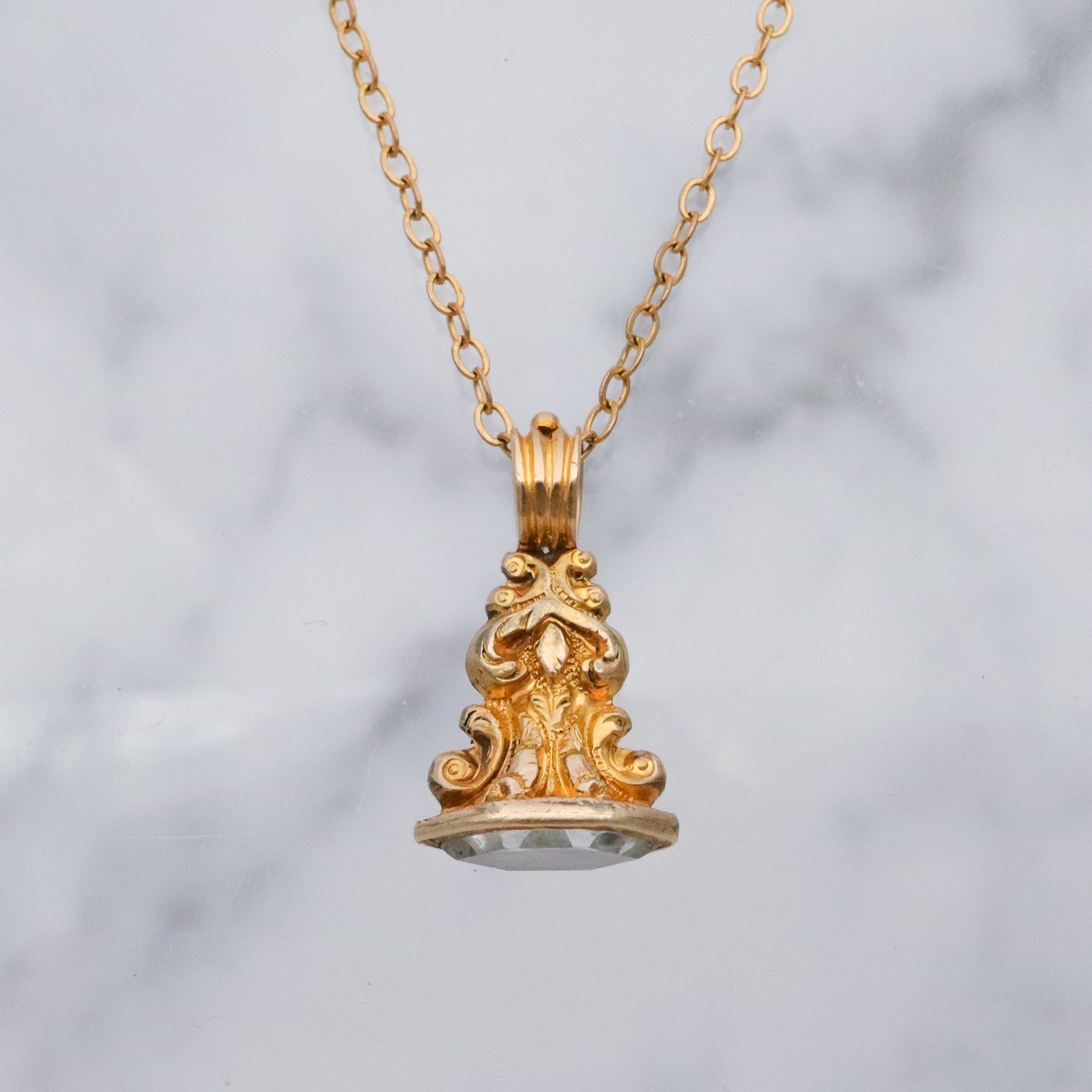 Antique Victorian 10k gold Rococo embossed fob w/quartz signet base